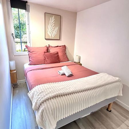 Le Badebec, Appt Dans Maison Typique Avec Jardin Prive Chinon Kültér fotó
